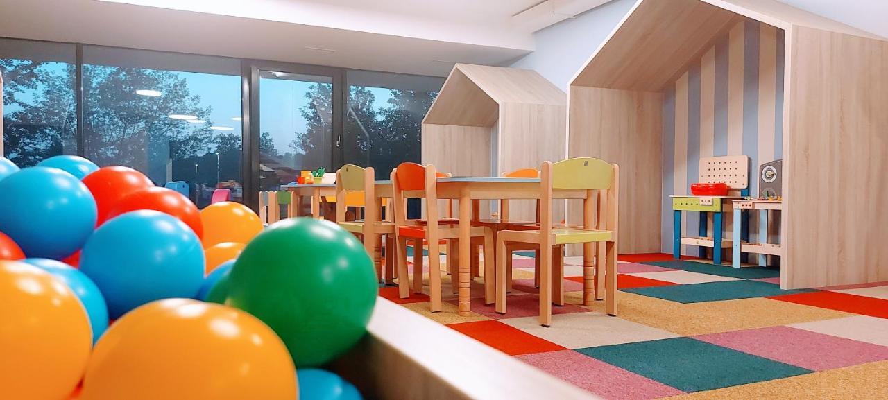 Nowa Letnica With Sauna & Gym & Kids Play In By Renters Apartment